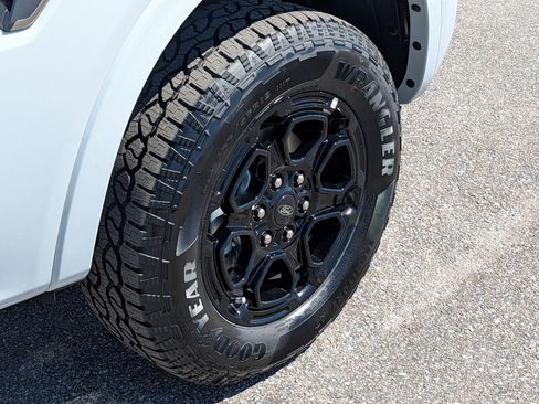 New 2026 Ford Ranger Lariat w/ FX4 Off-Road Package image 13