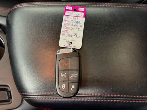 Used 2024 Dodge Durango GT AWD/4WD image 4
