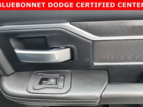 Used 2025 RAM 2500 Big Horn AWD/4WD image 29