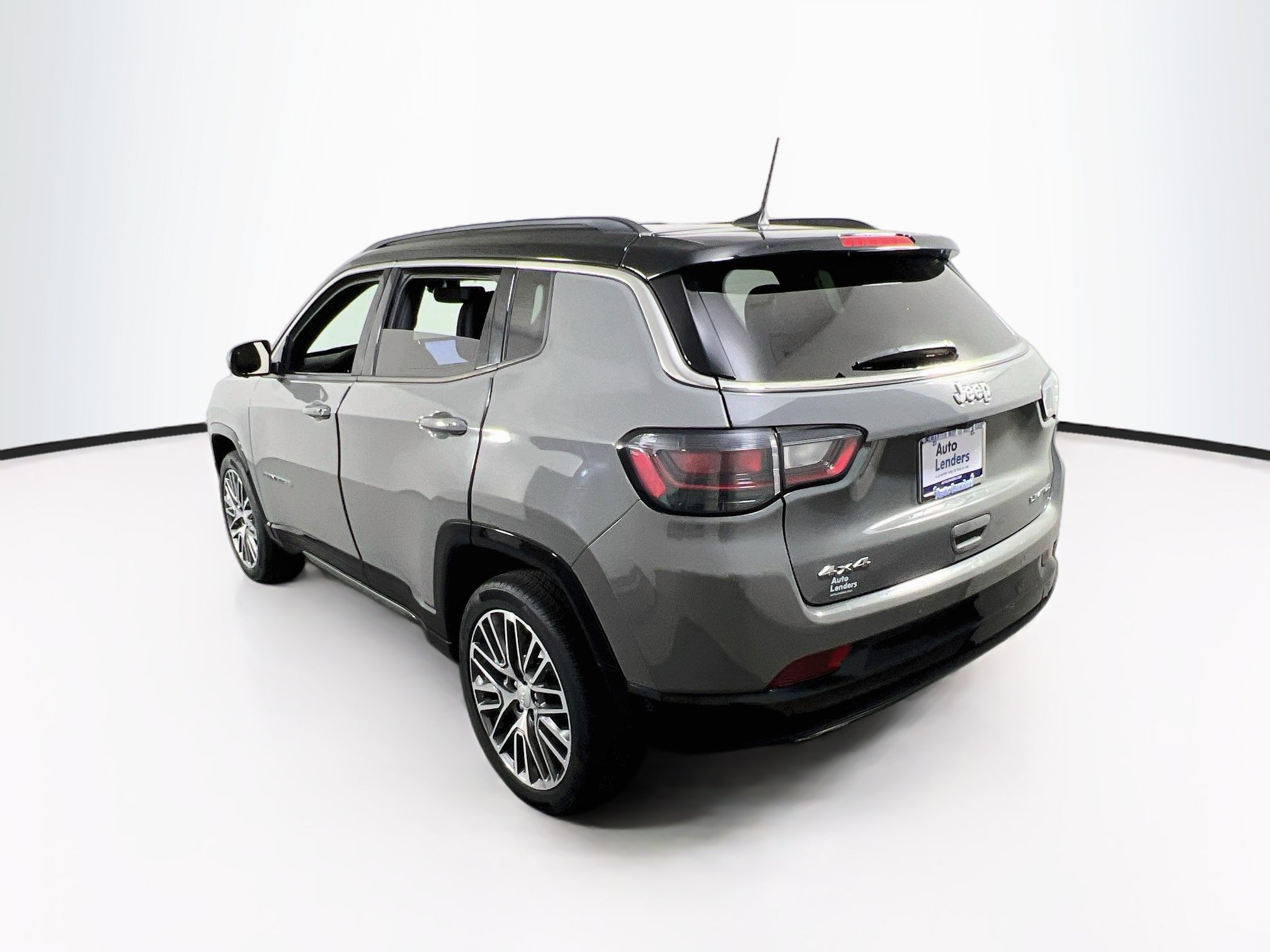 Used 2023 Jeep Compass Limited w/ Elite Group AWD/4WD image 7