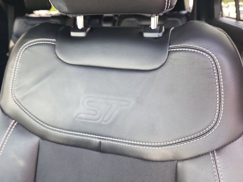 Used 2022 Ford Explorer ST w/ ST Street Pack RWD image 19