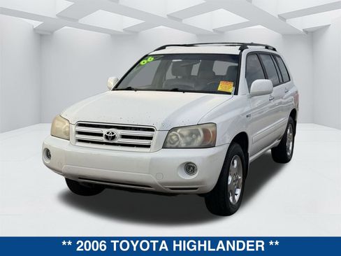 Used 2006 Toyota Highlander w/ 3rd Row image 7