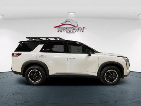 Used 2026 Nissan Pathfinder Rock Creek w/ Rock Creek Premium Package AWD/4WD image 18