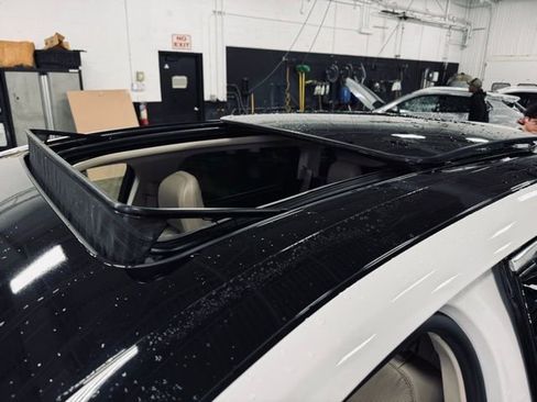 Used 2022 Lincoln Nautilus Reserve image 11