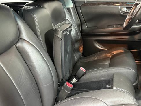 Used 2008 Cadillac DTS Limousine FWD image 37