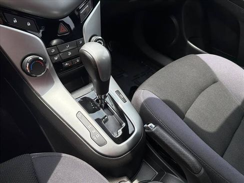 Used 2014 Chevrolet Cruze LT FWD image 21