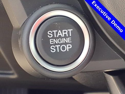 New 2025 Alfa Romeo Giulia Veloce w/ Veloce Package Rwd image 19