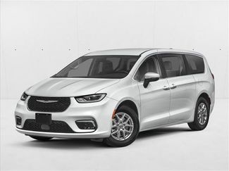 Used 2024 Chrysler Pacifica Touring-L FWD video 1