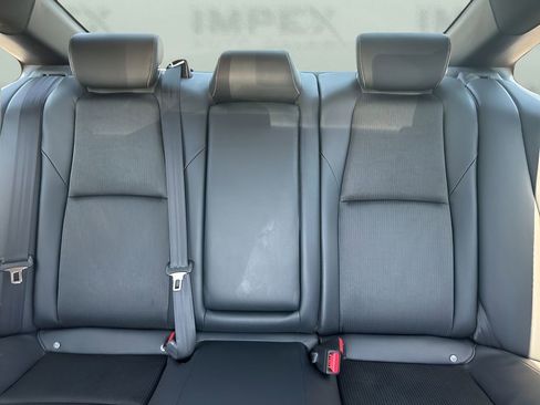 Used 2022 Honda Accord Sport image 11