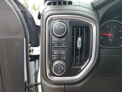 Used 2023 Chevrolet Silverado 2500 High Country w/ Safety Package II AWD/4WD image 31