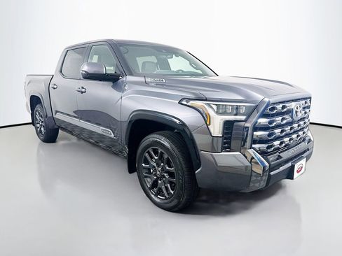 Used 2025 Toyota Tundra Platinum image 3