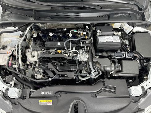 Certified 2025 Toyota Corolla LE FWD image 28
