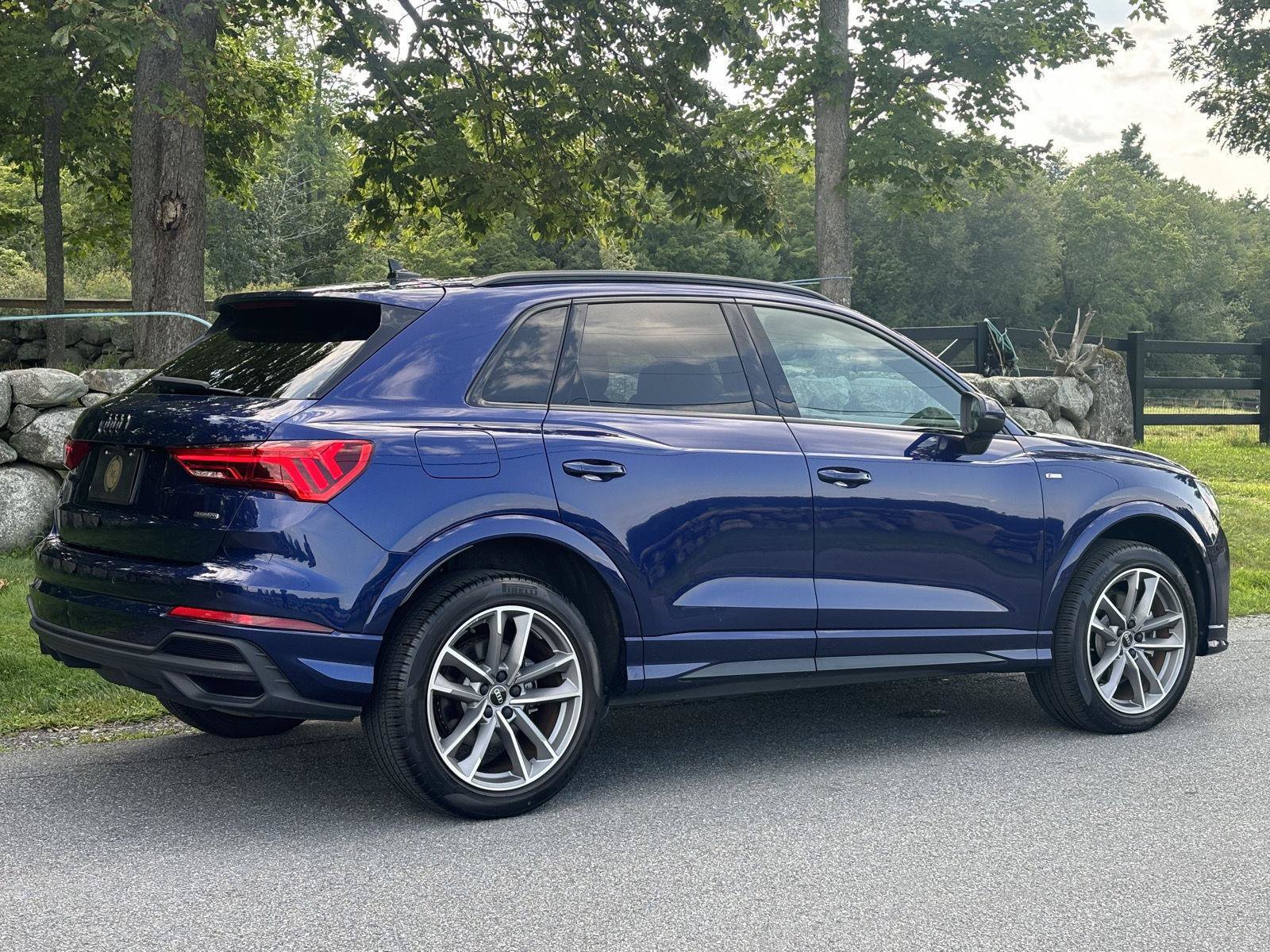 Used 2023 Audi Q3 2.0T Premium Plus w/ Premium Plus Package AWD/4WD image 19