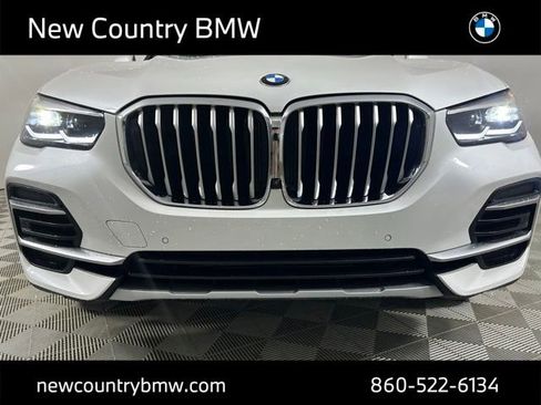 Used 2023 BMW X5 xDrive40i w/ Parking Assistance Package AWD/4WD image 27