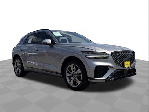 Used 2022 Genesis GV70 3.5T Sport w/ Sport Advanced Package AWD/4WD image 7