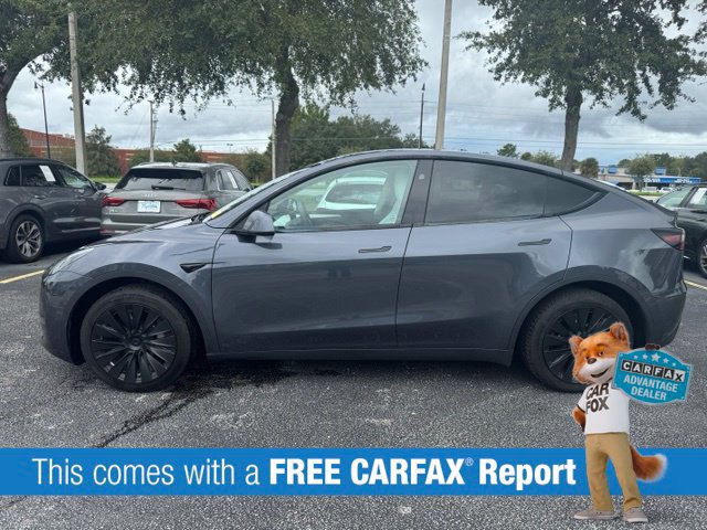 Used 2023 Tesla Model Y Long Range AWD/4WD image 2