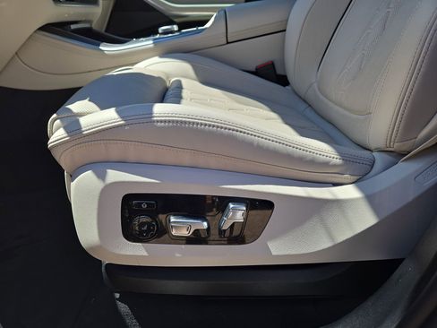Certified 2026 BMW X5 xDrive40i w/ Executive Package AWD/4WD image 17