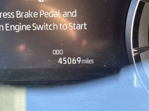 Certified 2024 Toyota Highlander LE image 14