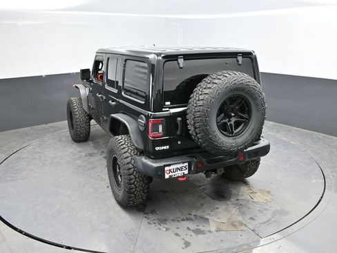 Used 2018 Jeep Wrangler Unlimited Rubicon AWD/4WD image 45