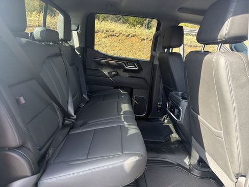 Used 2025 GMC Sierra 1500 SLT w/ SLT Premium Package image 21