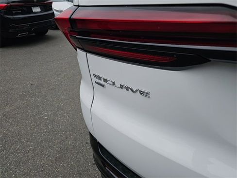 New 2025 Buick Enclave Sport Touring w/ Super Cruise Package image 15