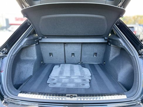 Certified 2025 Audi Q3 2.0T Premium image 6