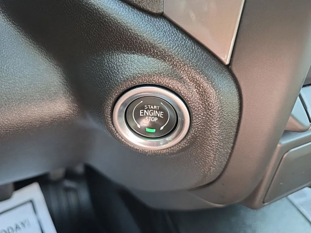 Used 2023 GMC Sierra 1500 Pro w/ Fleet Convenience Package AWD/4WD image 29