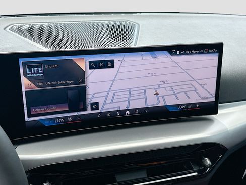 New 2026 BMW 330i Sedan w/ M Sport Package RWD image 9