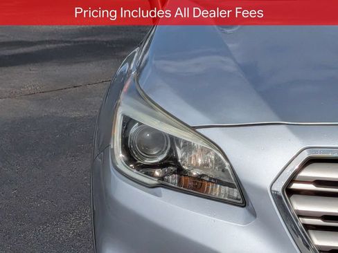 Used 2016 Subaru Outback 2.5i Limited AWD/4WD image 10