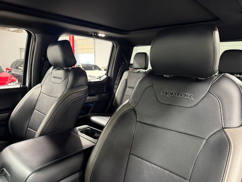 Used 2018 Ford F150 Raptor w/ Equipment Group 802A Luxury AWD/4WD image 16
