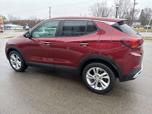 Certified 2023 Buick Encore GX Preferred w/ Cold Weather Comfort Package FWD image 5