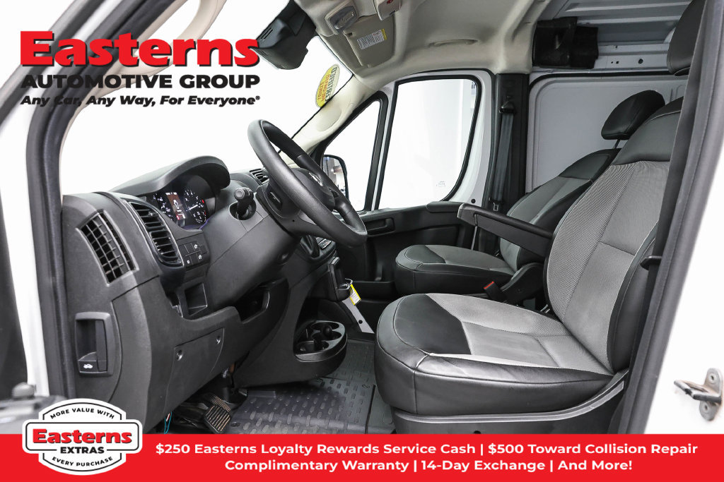 Used 2025 RAM ProMaster 2500 w/ Convenience Group FWD image 15
