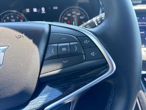 Used 2025 Cadillac XT5 Premium Luxury w/ Technology Package AWD/4WD image 30