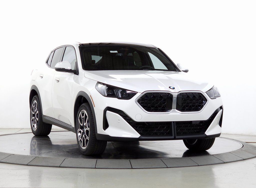 Used 2026 BMW X2 xDrive28i w/ Convenience Package AWD/4WD image 1