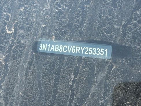 Used 2024 Nissan Sentra SV FWD image 2