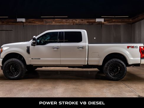 Used 2019 Ford F250 Platinum w/ Platinum Ultimate Package AWD/4WD image 6
