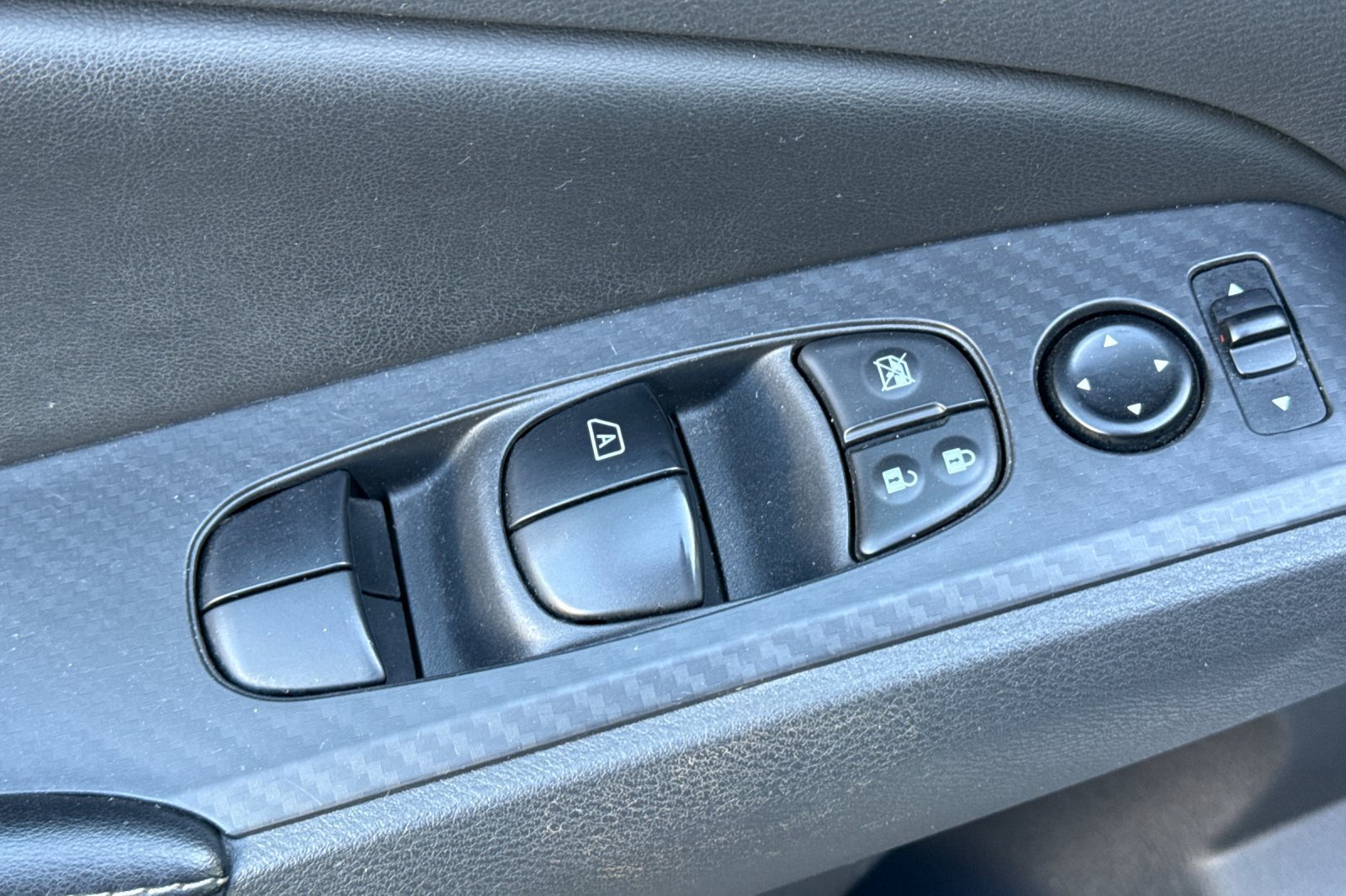 Certified 2024 Nissan Altima 2.5 SV FWD image 14