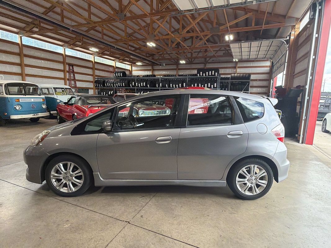 Used 2009 Honda Fit Sport image 11
