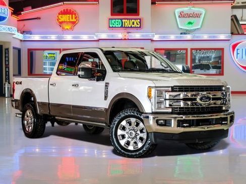 Used 2018 Ford F250 King Ranch w/ King Ranch Ultimate Package AWD/4WD image 1