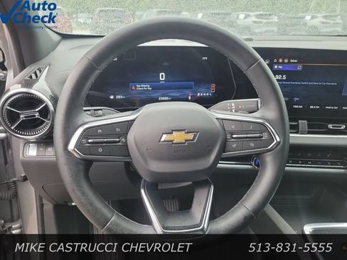 Used 2026 Chevrolet Equinox LT w/ Convenience Package II FWD image 14