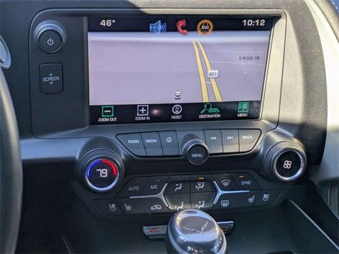 Used 2015 Chevrolet Corvette Z06 w/ 3LZ Preferred Equipment Group image 19