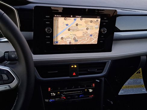 New 2025 Volkswagen Taos SEL AWD/4WD image 16