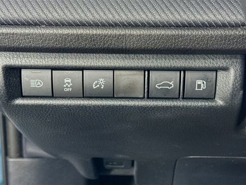 Used 2026 Toyota Camry SE w/ Convenience Package FWD image 10