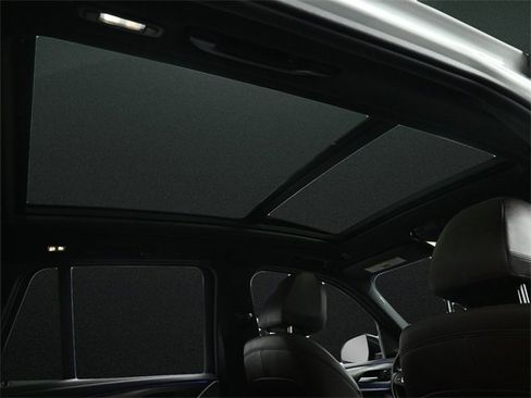 Used 2018 BMW X3 M40i w/ Premium Package image 19