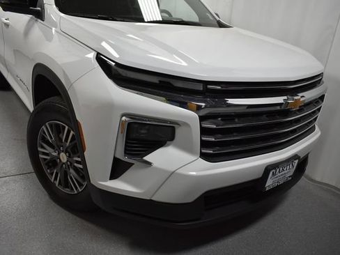 Certified 2025 Chevrolet Traverse LT w/ Driver Confidence Package AWD/4WD image 4