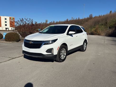 Used 2023 Chevrolet Equinox LT image 9
