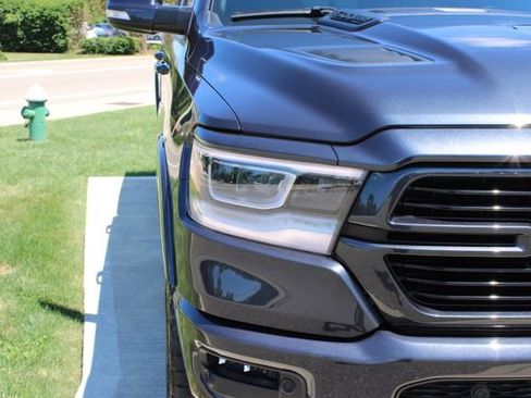 Used 2020 RAM 1500 Laramie w/ Sport Appearance Package AWD/4WD image 5