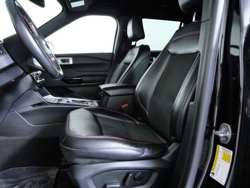 Used 2023 Ford Explorer ST-Line w/ Class IV Trailer Tow Package image 17