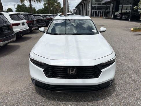 Used 2024 Honda Accord Touring image 2