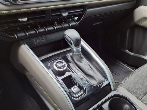 Used 2024 Chevrolet Colorado ZR2 w/ Safety Package image 28